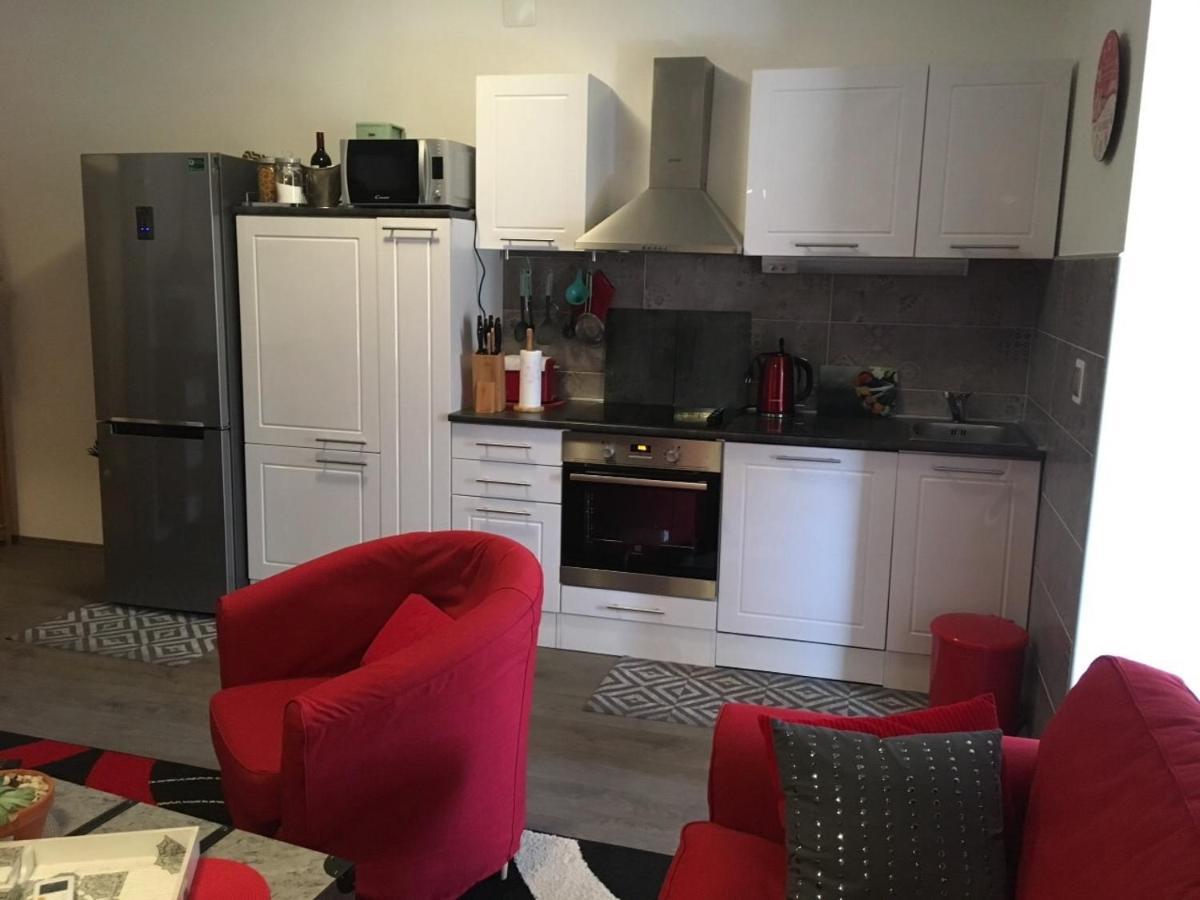 Apartments By The Sea Blace, Neretva Delta - Usce Neretve - 16068 외부 사진