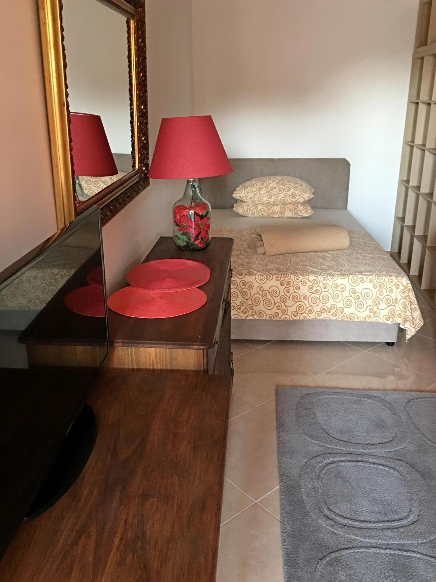 Apartments By The Sea Blace, Neretva Delta - Usce Neretve - 16068 외부 사진